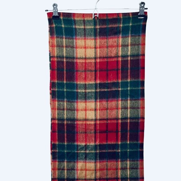 NWT Tartan Traditions Scarf 100% Wool Scotland Wrap Fringed 64" x 12" - Picture 4 of 7